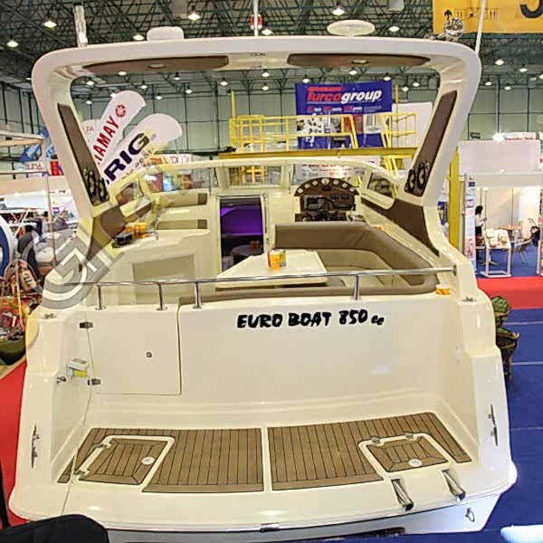 850CC Cabin Cruiser - Euro Boat