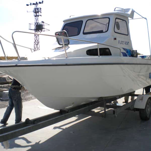 600FM Fisherman Kamaralı Tekne