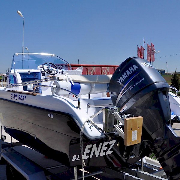 600WA Walkaround Gezinti Teknesi