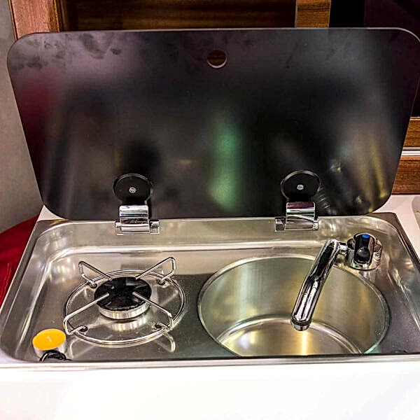 760HT Hard Top | Motoryat