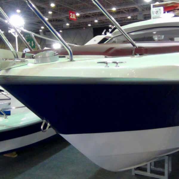 760HT Hard Top | Motoryat