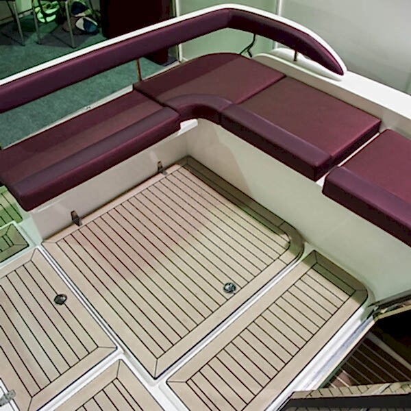 760HT Hard Top | Motoryat